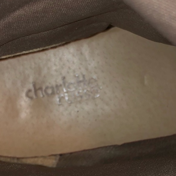 Boots Charlatte Russo size 8 tan with metal studs in good condition very stylish - Picture 6 of 6